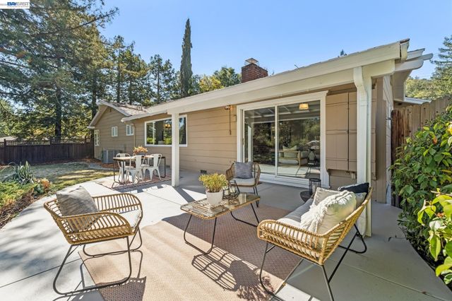 3410 St Marys Rd, Lafayette, CA 94549