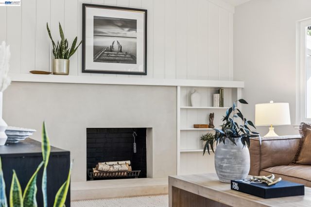 3410 St Marys Rd, Lafayette, CA 94549
