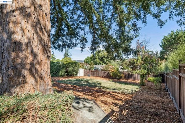 3410 St Marys Rd, Lafayette, CA 94549