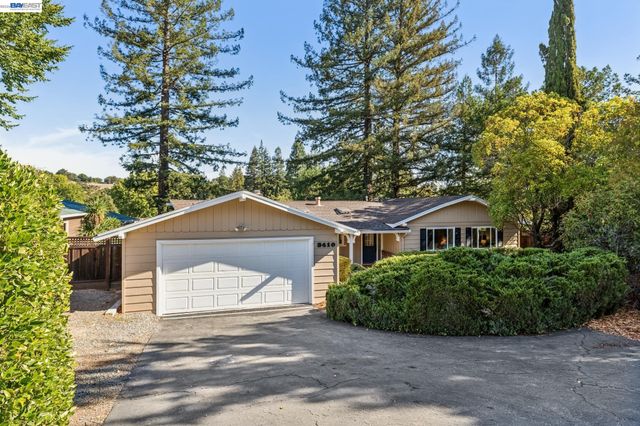 3410 St Marys Rd, Lafayette, CA 94549