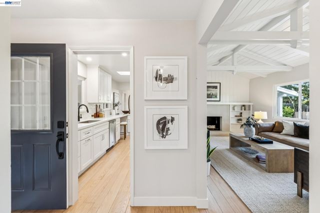 3410 St Marys Rd, Lafayette, CA 94549