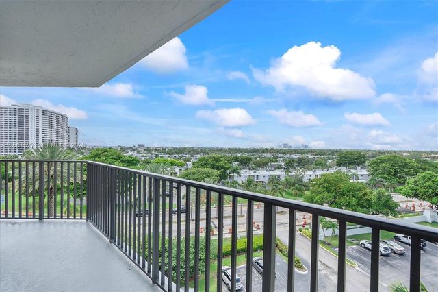 600 Parkview Drive 709, Hallandale Beach, FL 33009