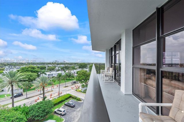 600 Parkview Drive 709, Hallandale Beach, FL 33009