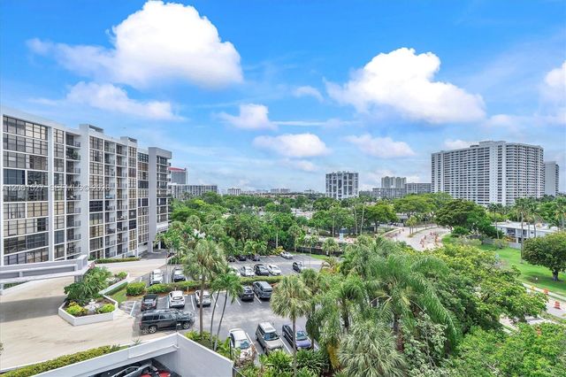 600 Parkview Drive 709, Hallandale Beach, FL 33009