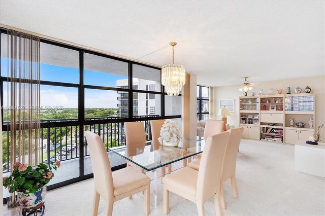 600 Parkview Drive 709, Hallandale Beach, FL 33009