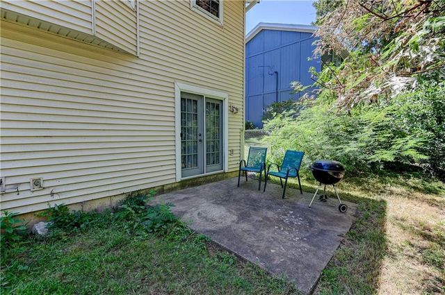 816 E Whitney Street, Olathe, KS 66061