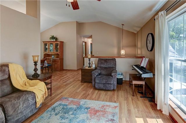 816 E Whitney Street, Olathe, KS 66061