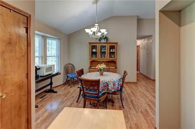 816 E Whitney Street, Olathe, KS 66061