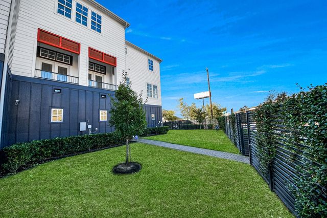 826 Cage Street, Houston, TX 77020