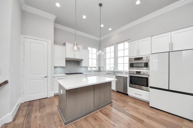 826 Cage Street, Houston, TX 77020