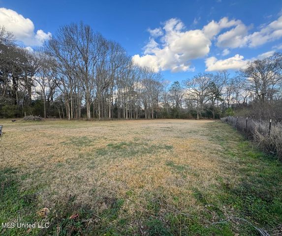 1041 Van Norman, Mccomb, MS 39648