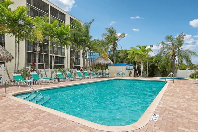 1000 COVE CAY DRIVE 3A, Clearwater, FL 33760