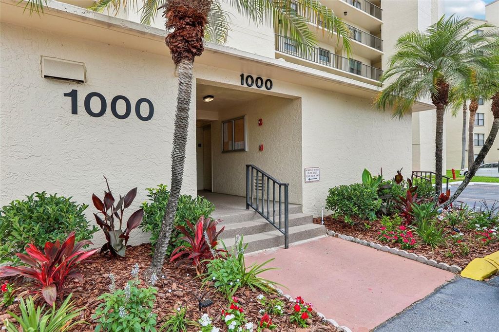 1000 COVE CAY DRIVE 3A, Clearwater, FL 33760