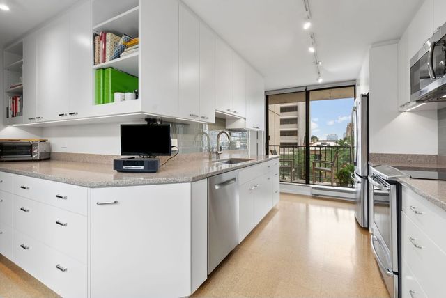 1410 N STATE Parkway 7A, Chicago, IL 60610