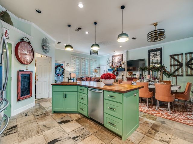 1828 Valley View Drive, Cedar Hill, TX 75104