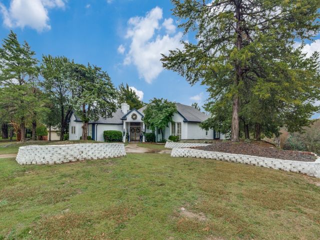 1828 Valley View Drive, Cedar Hill, TX 75104