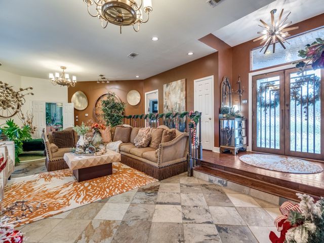 1828 Valley View Drive, Cedar Hill, TX 75104