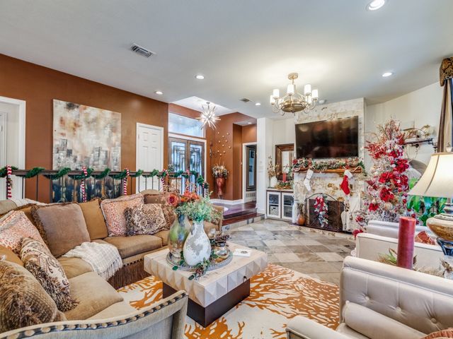 1828 Valley View Drive, Cedar Hill, TX 75104