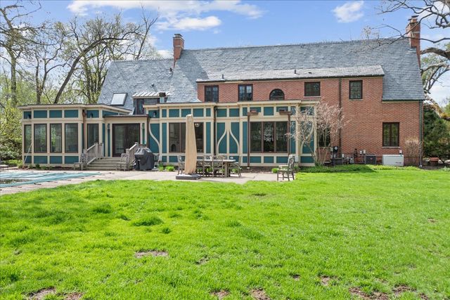 599 Woodlawn Avenue, Glencoe, IL 60022