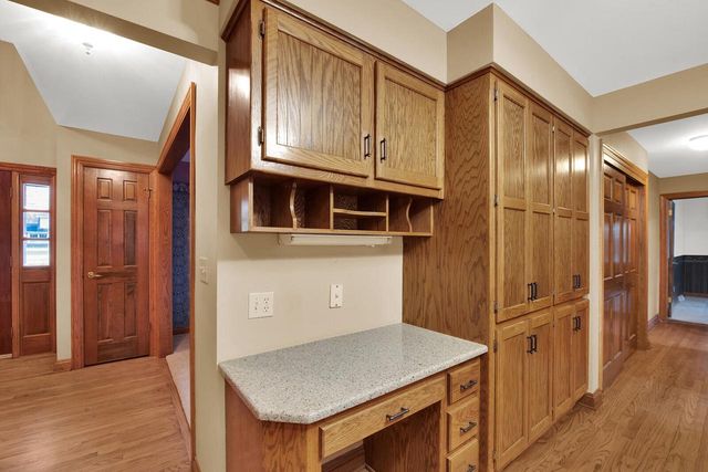 S35W27905 Pheasant RUN, Waukesha, WI 53189
