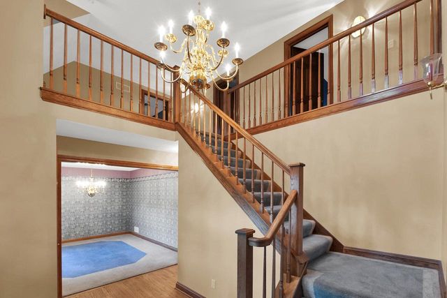 S35W27905 Pheasant RUN, Waukesha, WI 53189