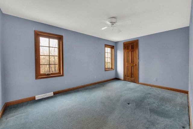 S35W27905 Pheasant RUN, Waukesha, WI 53189