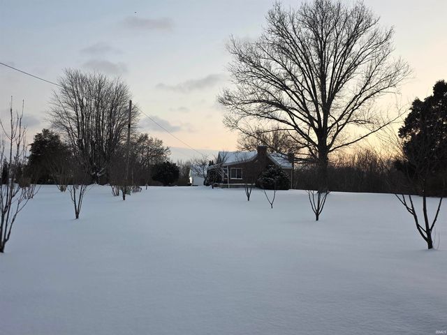 7999 Heim Road, Chandler, IN 47610