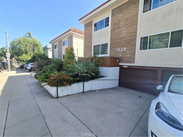 1528 Berkeley, Santa Monica, CA 90404