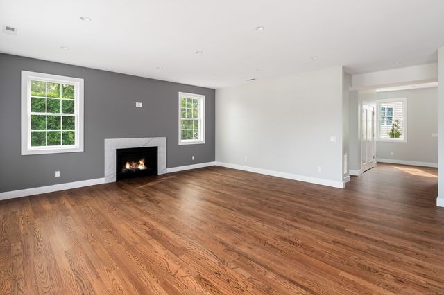 6 Walnut Ridge Court, Stamford, CT 06904