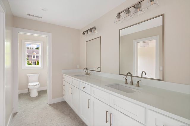 6 Walnut Ridge Court, Stamford, CT 06904