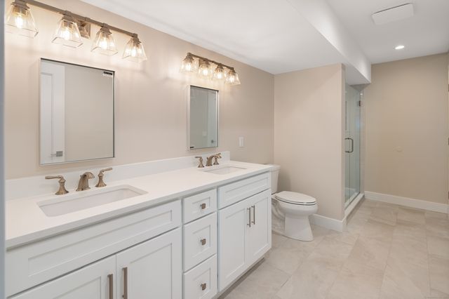 6 Walnut Ridge Court, Stamford, CT 06904