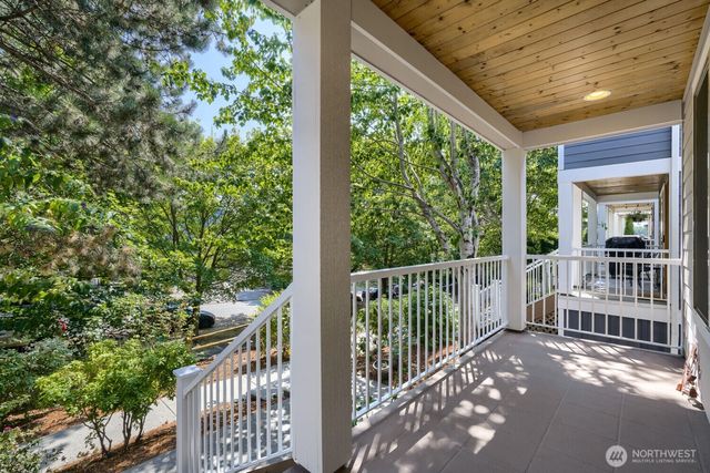 4407 40th Avenue SW, Seattle, WA 98116