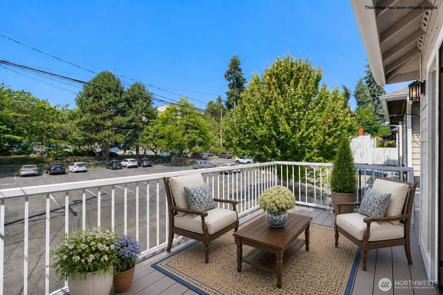 4407 40th Avenue SW, Seattle, WA 98116