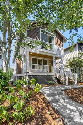 4407 40th Avenue SW, Seattle, WA 98116