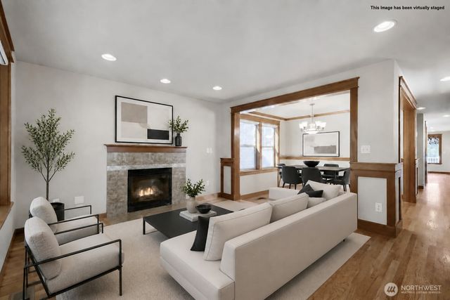 4407 40th Avenue SW, Seattle, WA 98116