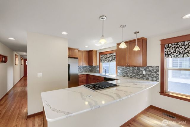 4407 40th Avenue SW, Seattle, WA 98116