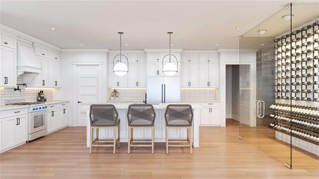 705 W PARK AVENUE, Tampa, FL 33602