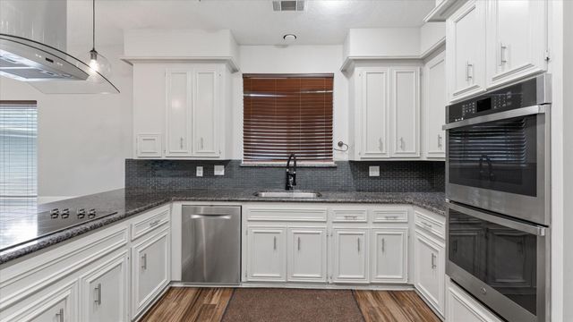 12015 Fawnview Drive, Houston, TX 77070