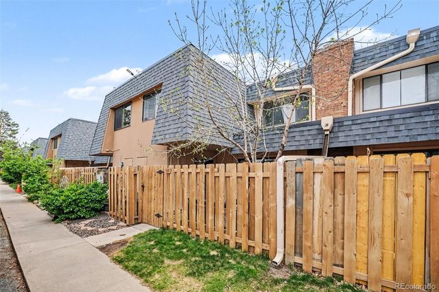 7995 E Mississippi Avenue A6, Denver, CO 80247