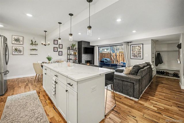 7995 E Mississippi Avenue A6, Denver, CO 80247