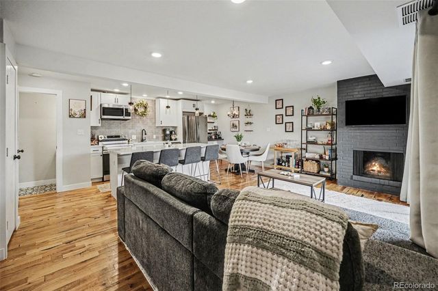 7995 E Mississippi Avenue A6, Denver, CO 80247