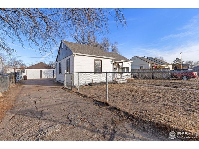 604 15th Ave Ct, Greeley, CO 80631