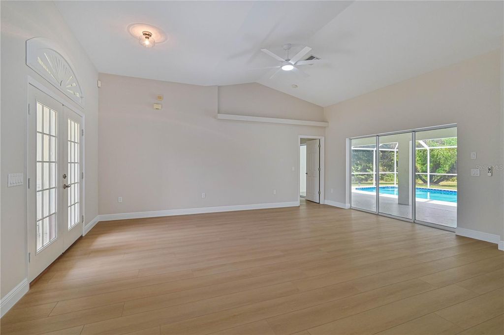 Image 15 of property listing at 27334 ORURO DRIVE, Punta Gorda, FL 33983