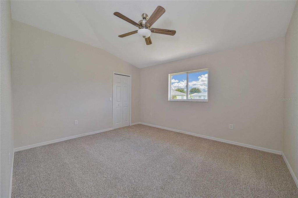 Image 16 of property listing at 27334 ORURO DRIVE, Punta Gorda, FL 33983