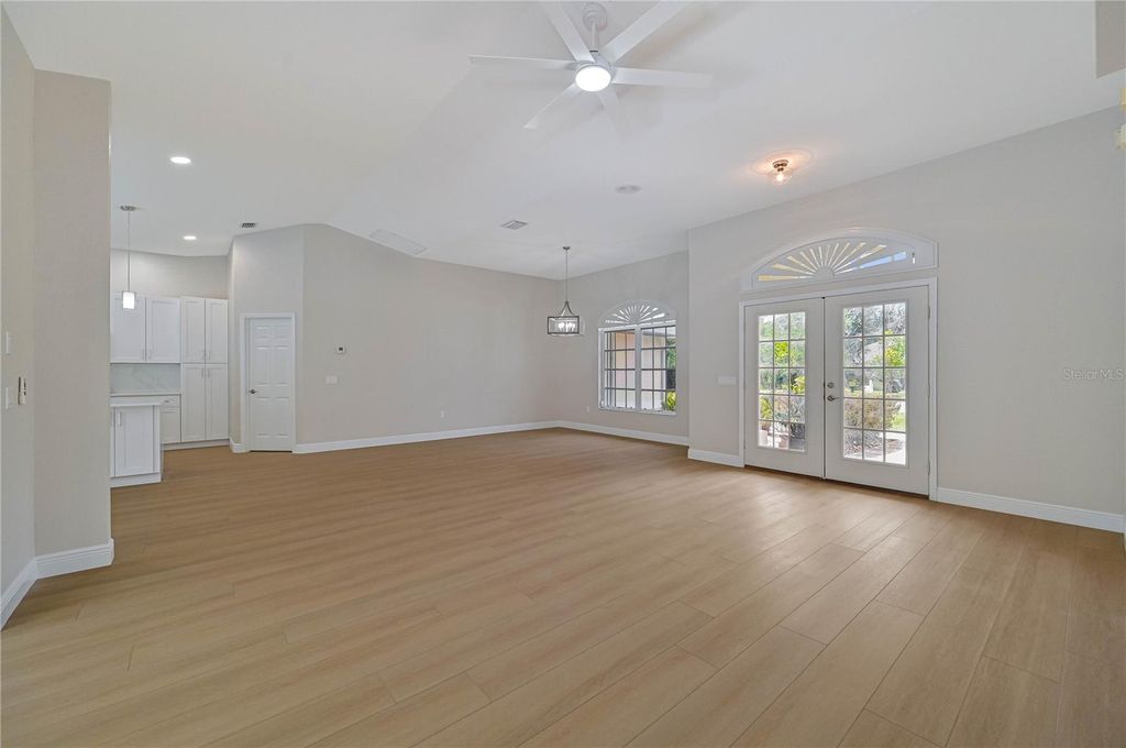 Image 17 of property listing at 27334 ORURO DRIVE, Punta Gorda, FL 33983