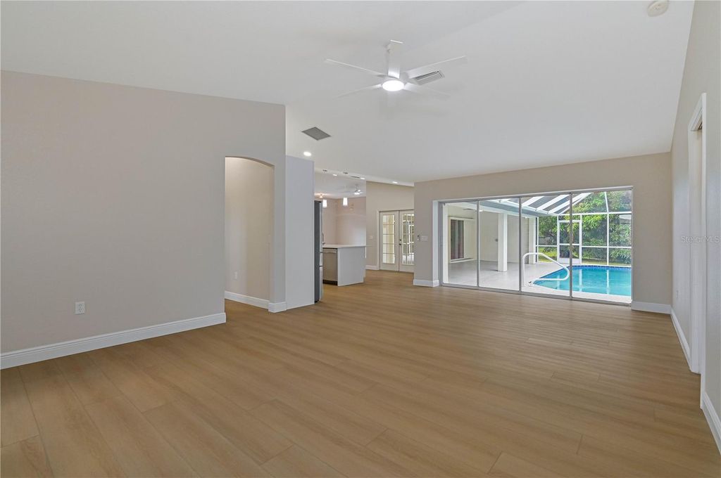 Image 19 of property listing at 27334 ORURO DRIVE, Punta Gorda, FL 33983