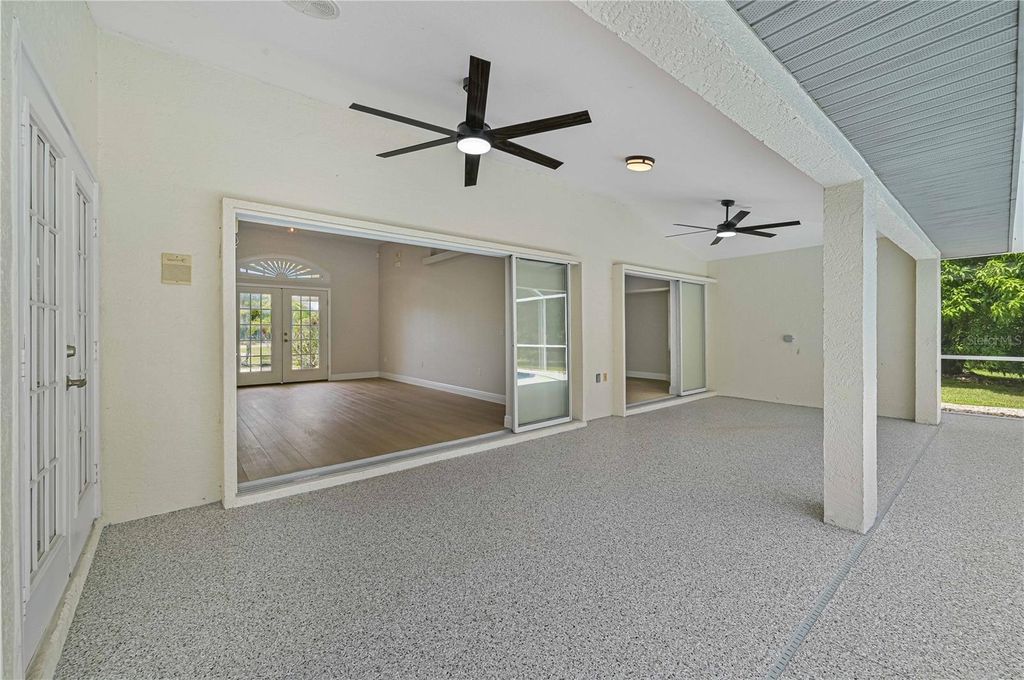 Image 41 of property listing at 27334 ORURO DRIVE, Punta Gorda, FL 33983