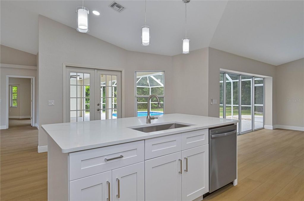 Image 9 of property listing at 27334 ORURO DRIVE, Punta Gorda, FL 33983