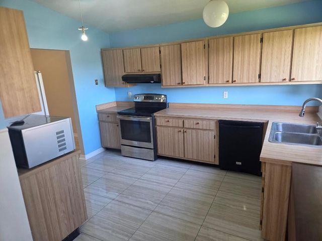 5 Fenwick Place, Boynton Beach, FL 33426