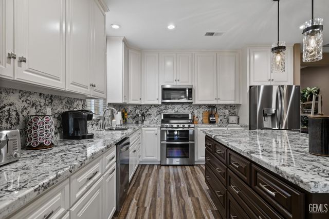 3110 Campfire Drive, Bakersfield, CA 93312